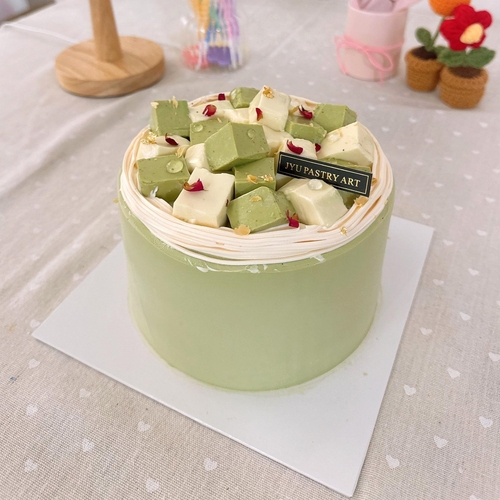 Long Jing Jasmine Cake 6"